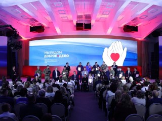 Участник СВО с позывным «Тахир» из Наро-Фоминска получил премию губернатора