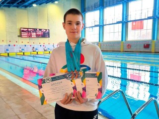 Луховицкие пловцы завоевали 27 наград на областных соревнованиях