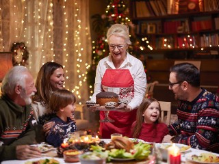 Что обязательно должно быть на новогоднем столе, чтобы год Огненной Лошади стал успешным