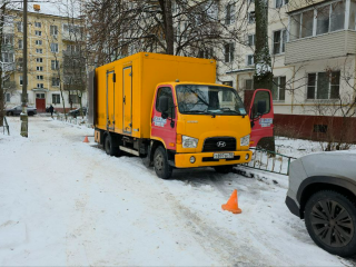 Специалисты «ТСК Мосэнерго» устраняют прорыв теплосети на улице Гоголя в Химках