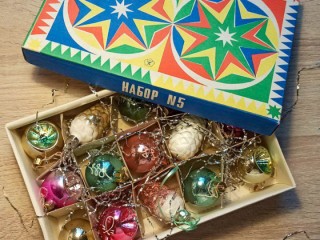 Как распознать радиоактивные елочные игрушки СССР: есть несколько признаков