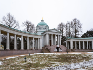 Студенты Финансового университета приглашают на увлекательные лекции в музей-усадьбу Архангельское