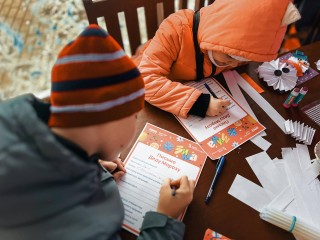Шаховский парк зовет в гости к Деду Морозу: сделай игрушку и узнай историю Нового года