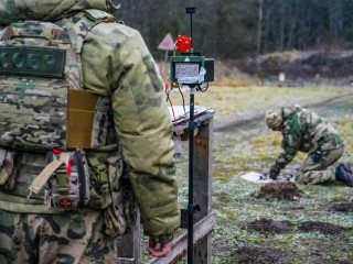 Дроны под контролем спецназа: как Росгвардия Подмосковья отработала защиту от атак беспилотников