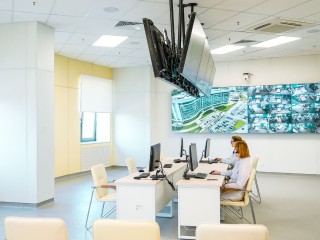 Консультация врача — не выходя из дома: как дмитровчане получают медпомощь через смартфон