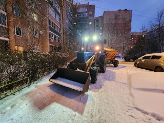 Коммунальные службы в Чехове работают в усиленном режиме из-за снегопада