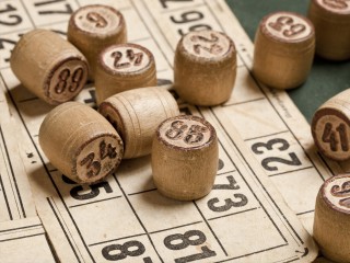 Новогодний привет из СССР: забытые игры помогут объединить семью в праздники