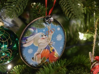 Новогодняя «битва» хирургии с травматологией: какую больницу Подмосковья признают самой нарядной