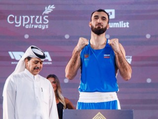 Исторический бой в Дубае: боксер из Серпухова взял третий титул чемпиона мира