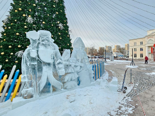 Ледяные сказка рождается в Долгопрудном: какие фигуры построят на площади Собина