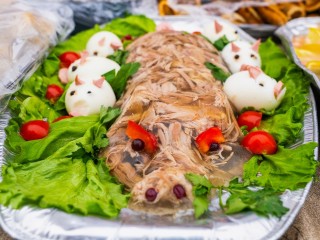 Не только для суставов и кожи: чем холодец полезен для здоровья