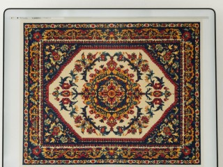 От колючей проволоки до ковровых кофт: как бывший сотрудник каширского завода подхватил необычный тренд