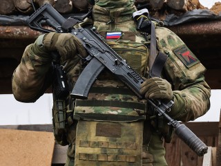 Видеопривет с фронта стал новогодним подарком для учеников школы №11