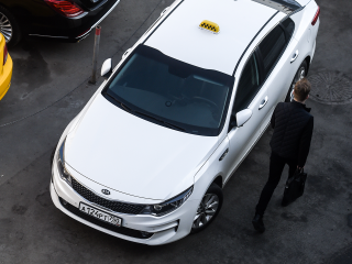 Стоимость такси в праздники резко возросла в Москве и Реутове