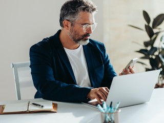 «Работа мечты» в мессенджере: как мошенники выманивают деньги и личные данные