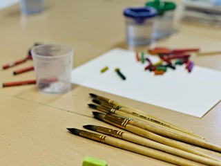 От карандаша до волшебной акварели: как жители округа превратили парк в арт-пространство