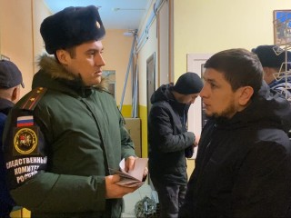 Десятки задержанных: рейд в хостеле Власихи выявил грубые нарушения миграционного и воинского учета