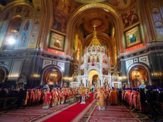 Три раза за всю историю: почему Благодатный огонь не сходил на Пасху