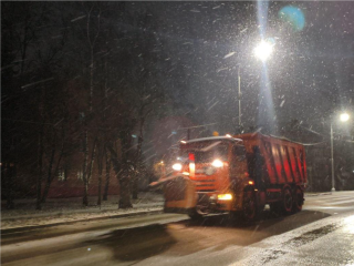 Богородский округ дает отпор зиме: техника и дворники на страже безопасности