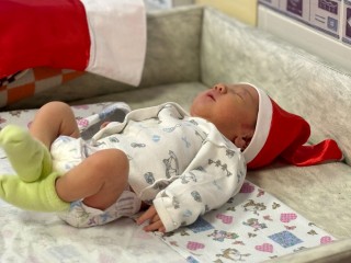 Первые декабрята появились на свет в Красногорске: 22-21 в пользу мальчиков