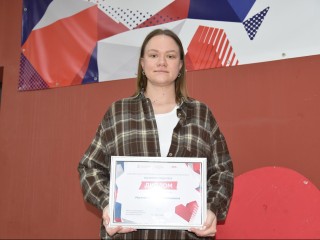 «Волонтер года 2025» из Лотошина: чем обычная девушка поразила все Подмосковье