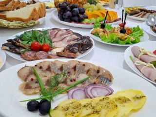 Что важнее оливье? Как сделать Новый год незабываемым для ребенка — советы врача