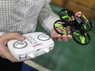 В Орехово-Зуевской гимназии учащихся обучают управлению квадрокоптерами