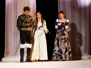 Тайны манипуляций и сила доверия раскрыты на сцене Ногинска: премьера «Отелло» прошла при аншлаге