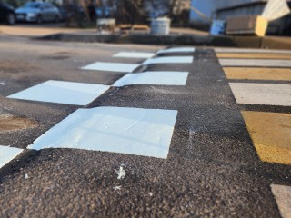 Сбавьте скорость! На проспекте Красной Армии обустраивают «лежачих полицейских»