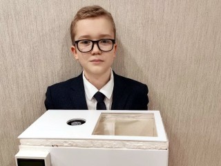 Цыплята из чат-бота: изобретение ногинского школьника полностью заменило наседок