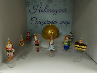 Зарайские пенсионеры увезли новогодние игрушки из Рязани