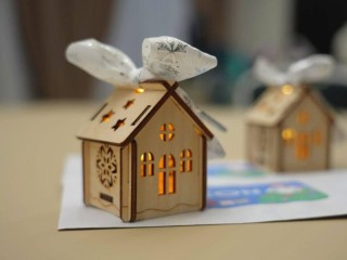 Мечты сбываются: двум жителям из Сергиева Посада вручили ключи от их новых квартир