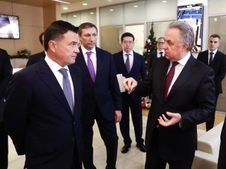 «Инвестор быстрее выходит на производство»: Воробьев отметил работу Центра Содействия Строительству