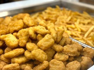 Откуда берется «мозговой туман»: какая еда провоцирует дефицит серотонина и заставляет вас есть больше