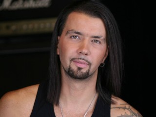 «В этой сцепке ты понимаешь — вот оно, счастье»: Денис Клявер назвал главную новогоднюю традицию