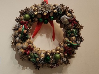 Чехов зажигает огни: жители округа посоревнуются за самый новогодний двор и подъезд