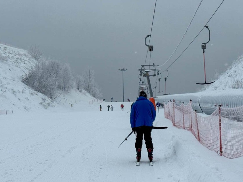 Где в Подмосковье бесплатно покататься на лыжах: 62 трассы для детей и взрослых — список адресов