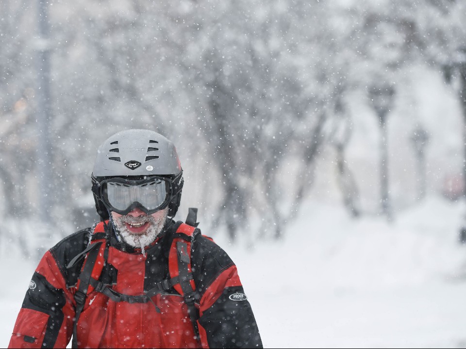 Сильные снегопады и метели накроют Подмосковье 8 и 9 января