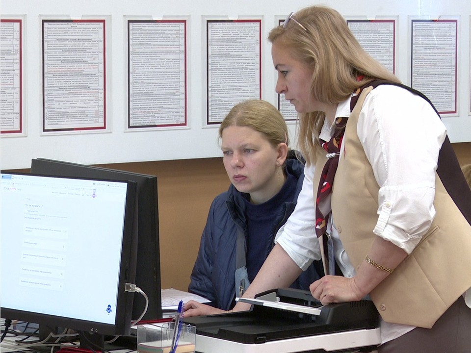 Приемным родителям Подмосковья упростили процедуру постановки на учет