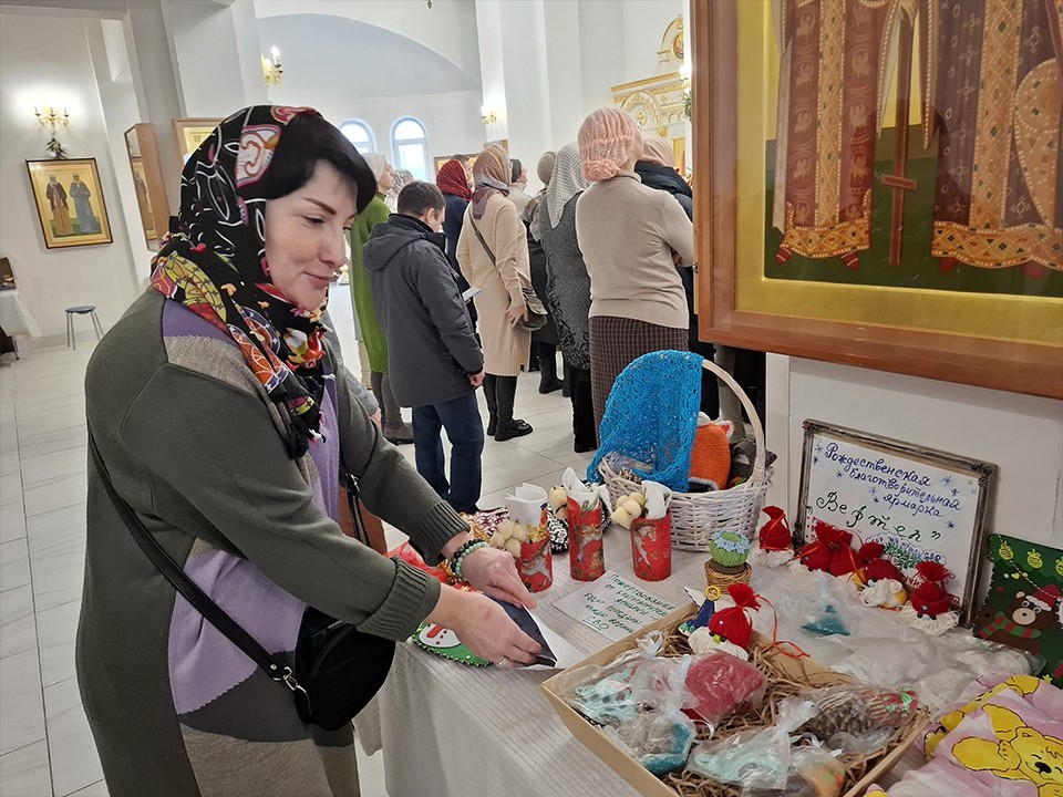 «Вертеп» в Ступине: как ярмарка ручной работы помогает бойцам на передовой