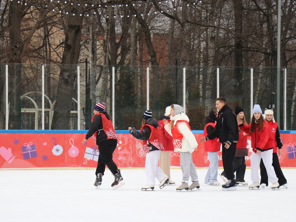 На полтора часа 23 января каток в парке Островского отдадут студентам