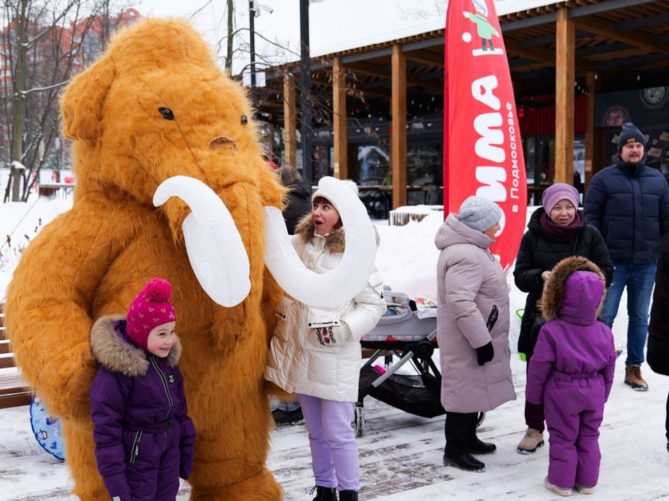 Дети поиграют на выходных с новым другом: в Парке Мира замечен мамонт