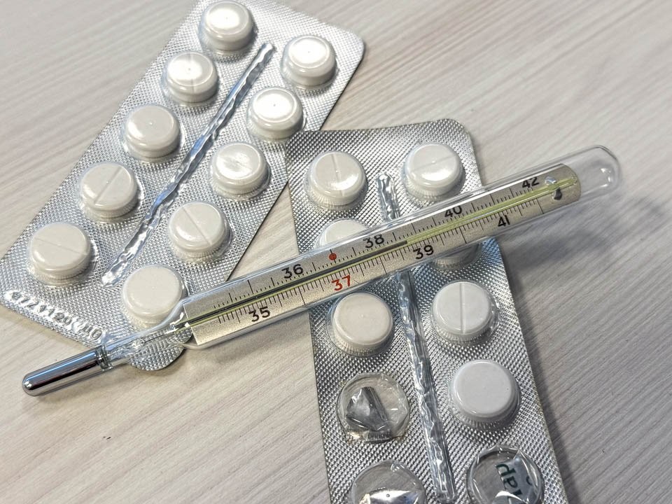 Вирус-хамелеон, поражающий мозг: врач перечислил симптомы и назвал группы риска