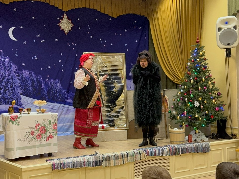 Рождественские колядки, ярмарка и дискотека ждут лотошинцев 7 января