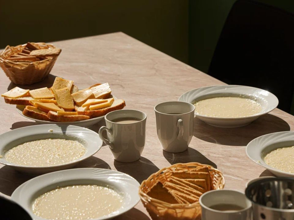 Можно ли вылечить желудок одной диетой? Мнение гастроэнтеролога о «лечебных столах»