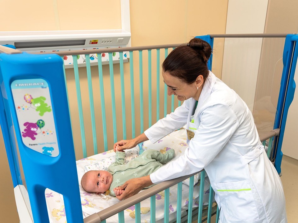 С точностью до наоборот: сообщения о закрытии роддомов оказались недостоверными слухами