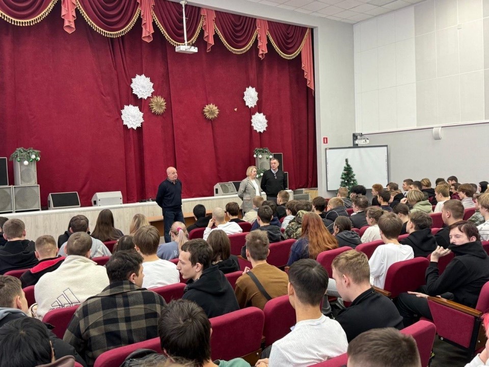 Разговоры о важном: в Можайском техникуме прошли уроки устойчивости к негативному влиянию