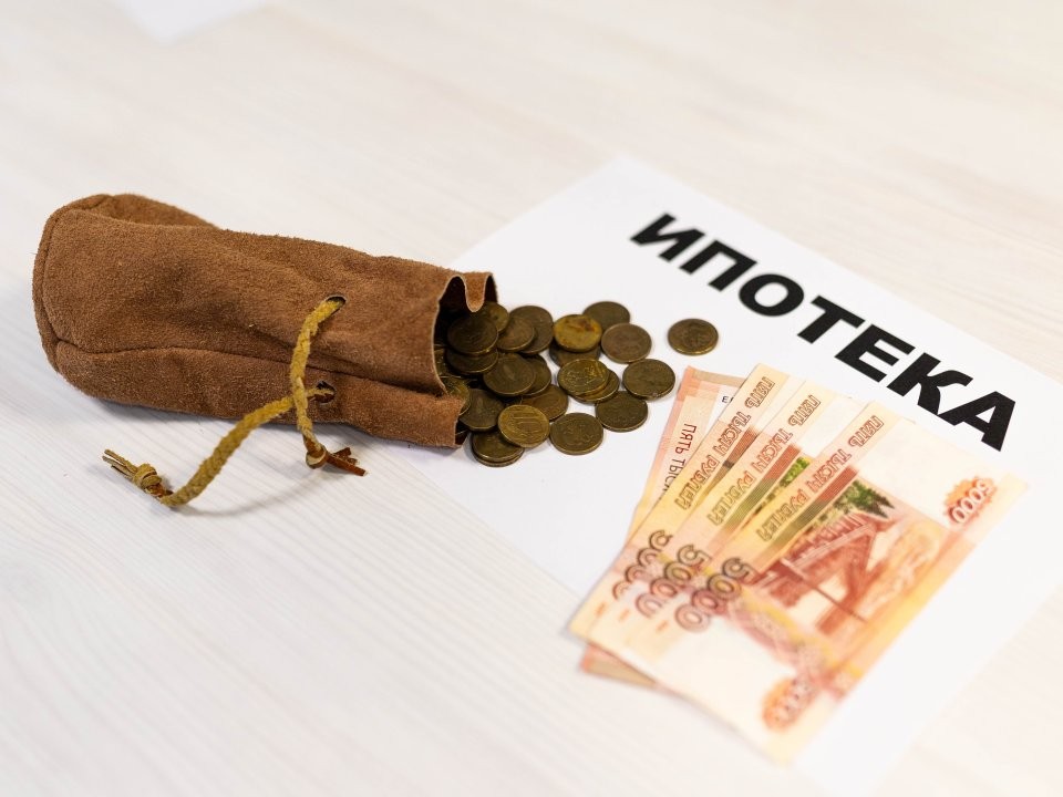 Когда средний платеж по ипотеке упадет до ₽50 тыс.: прогноз экономиста