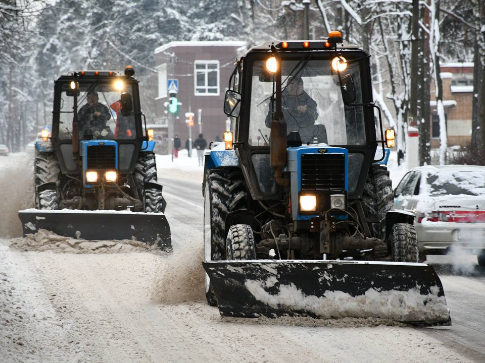 Андроник Пак: расчищаем улицы от снега и обрабатываем против гололеда