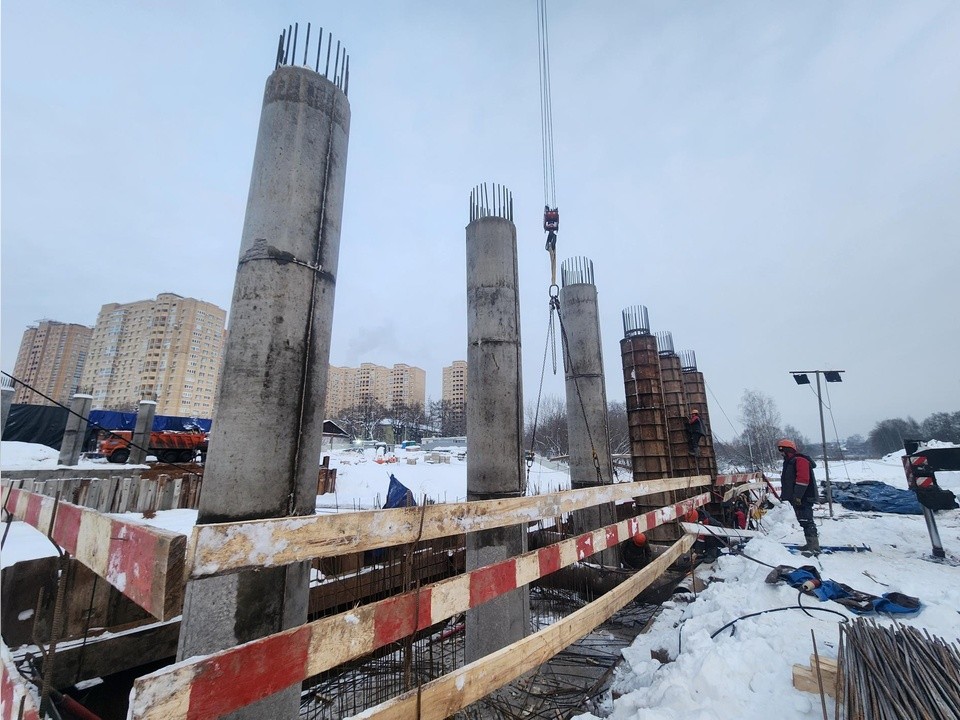 Строительство моста через Клязьму: готовность 13%, дорогу расширят до четырех полос